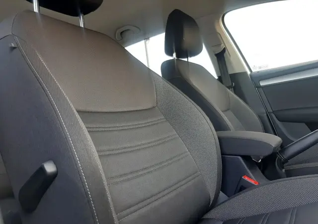 SKODA Octavia 1.6 TDI SCR Clever DSG