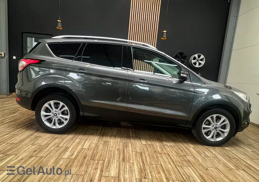 FORD Kuga 2.0 TDCi FWD Titanium