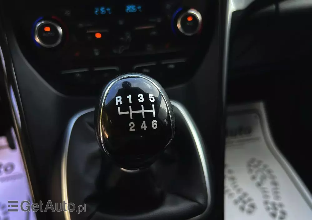 FORD Kuga 2.0 TDCi FWD Titanium