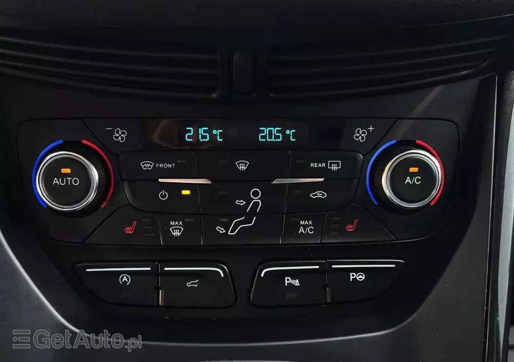 FORD Kuga 2.0 TDCi FWD Titanium