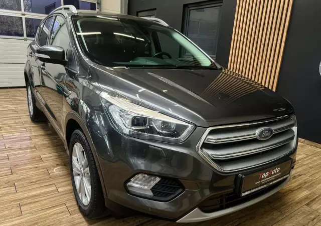 FORD Kuga 2.0 TDCi FWD Titanium
