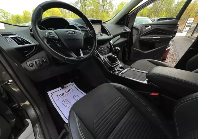 FORD Kuga 2.0 TDCi FWD Titanium