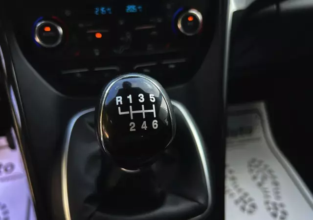 FORD Kuga 2.0 TDCi FWD Titanium