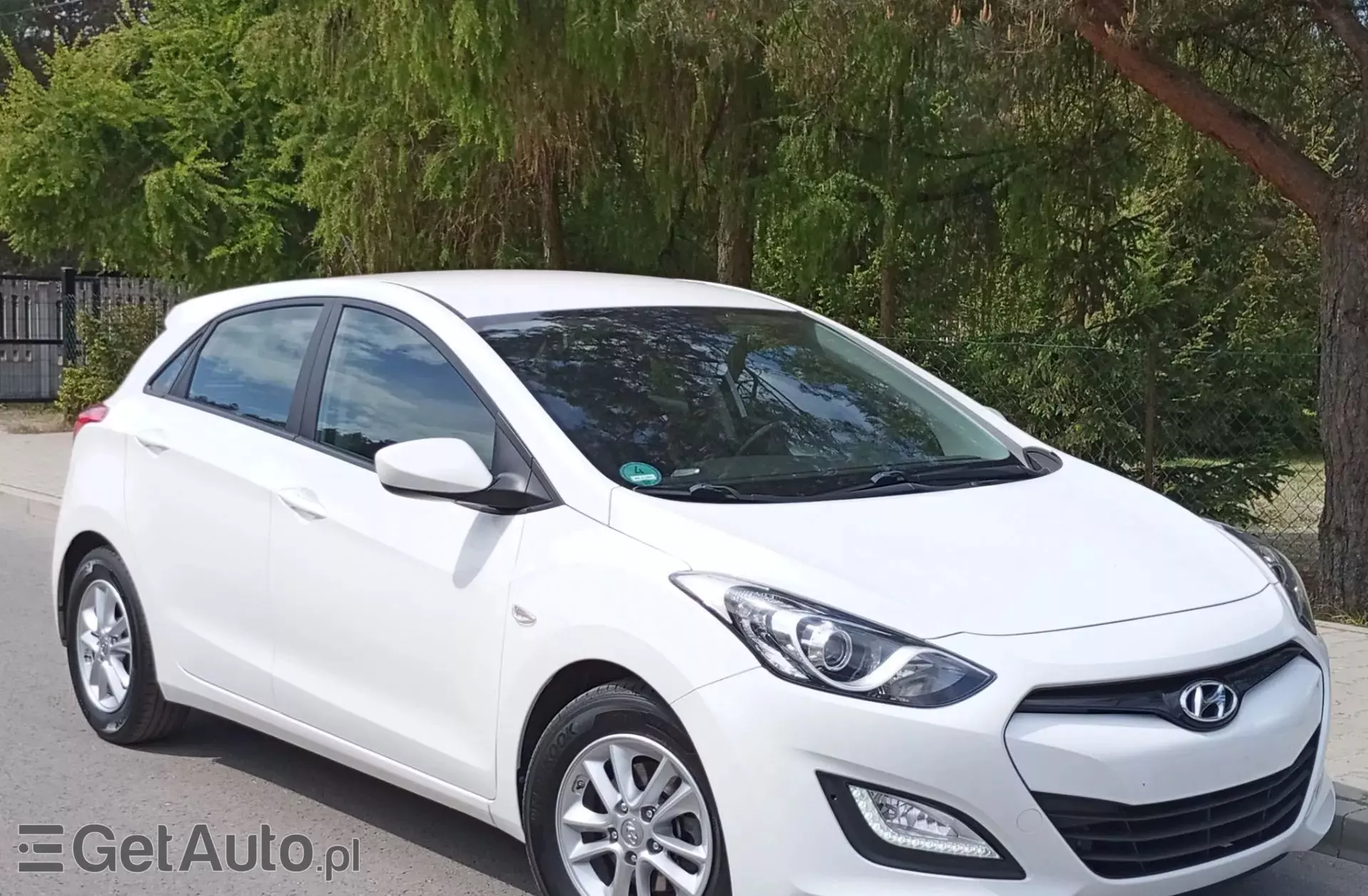 HYUNDAI I30 1.4 (100 KM)
