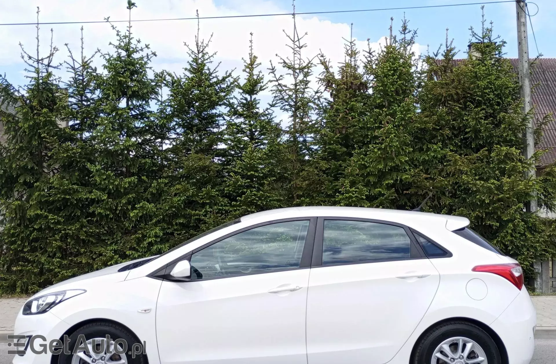 HYUNDAI I30 1.4 (100 KM)