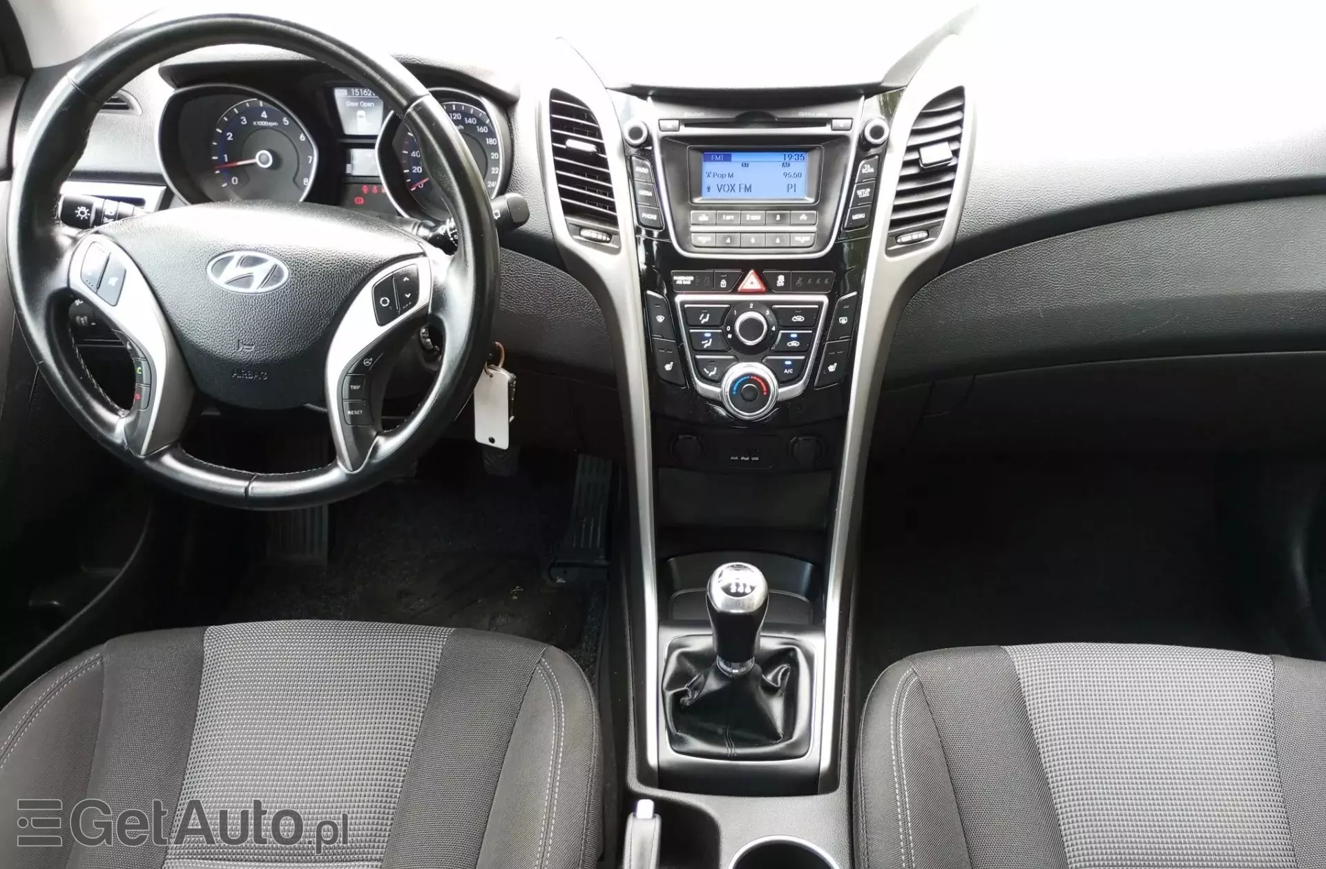 HYUNDAI I30 1.4 (100 KM)