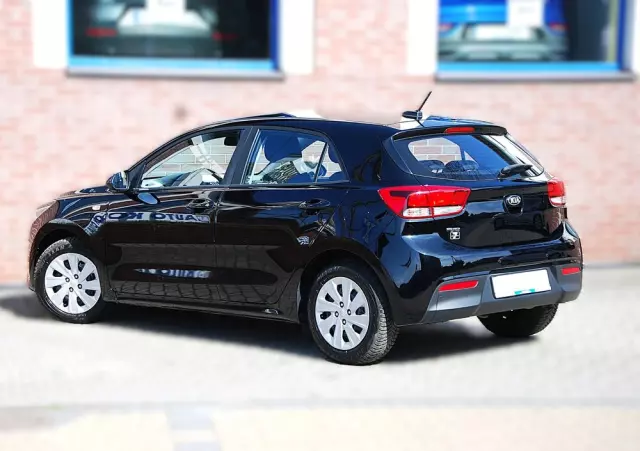 KIA Rio 1.2 M