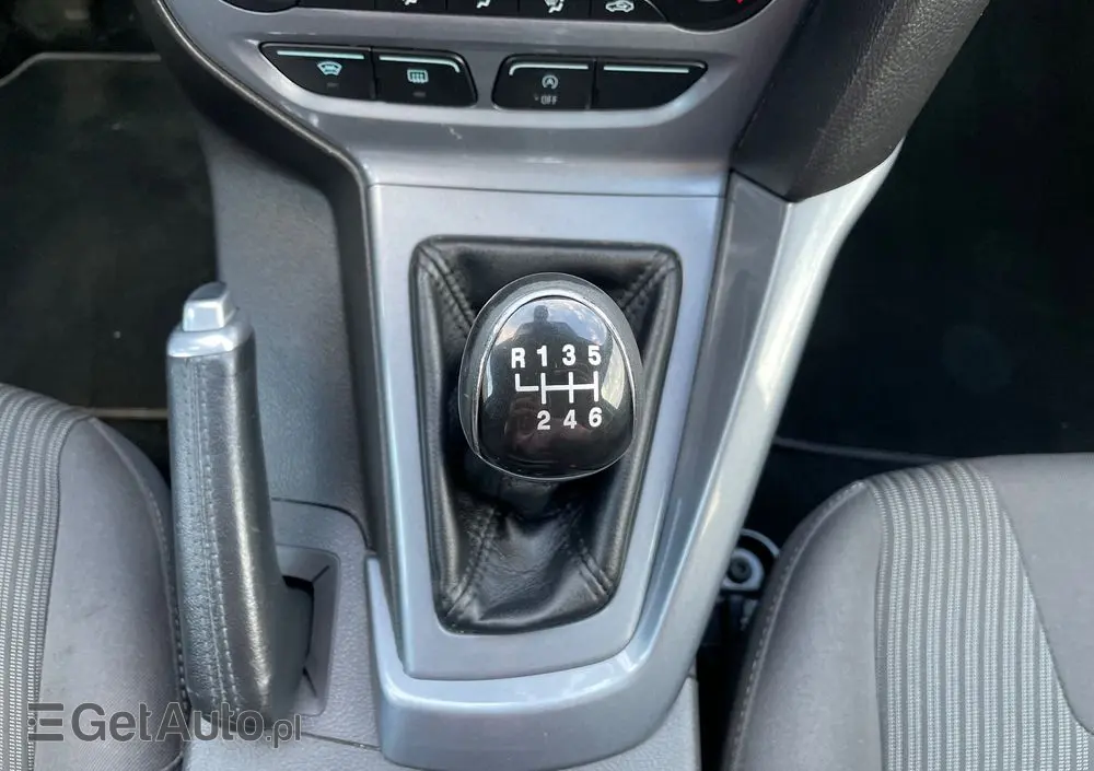 FORD Focus 1.6 EcoBoost Titanium