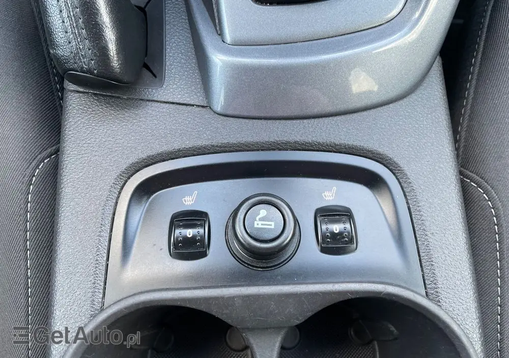 FORD Focus 1.6 EcoBoost Titanium
