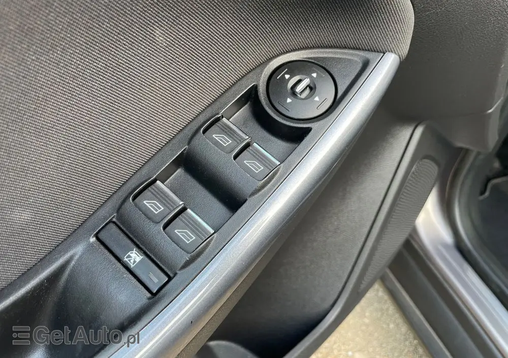 FORD Focus 1.6 EcoBoost Titanium