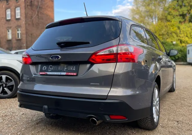 FORD Focus 1.6 EcoBoost Titanium