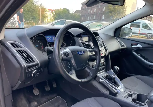 FORD Focus 1.6 EcoBoost Titanium