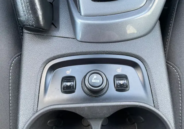 FORD Focus 1.6 EcoBoost Titanium