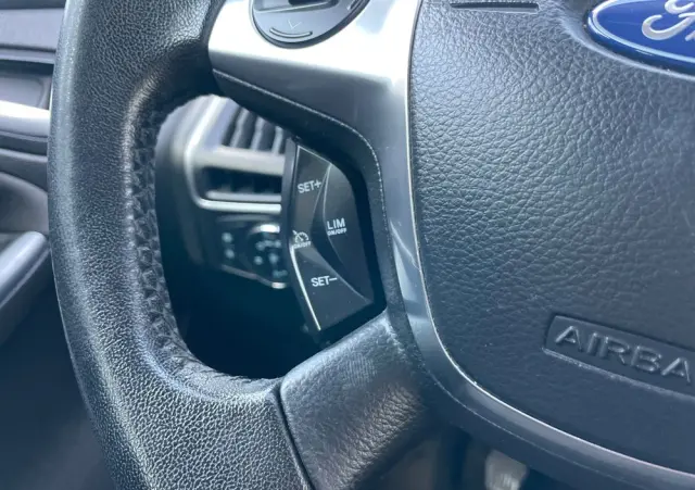 FORD Focus 1.6 EcoBoost Titanium