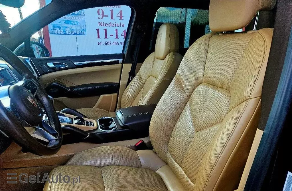 PORSCHE Cayenne 