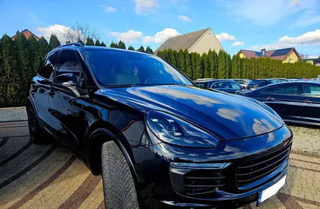 PORSCHE Cayenne 
