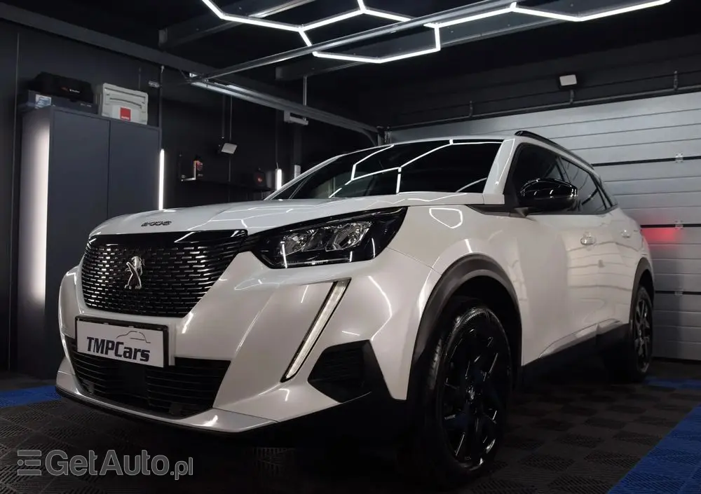PEUGEOT 2008 PureTech 100 Active