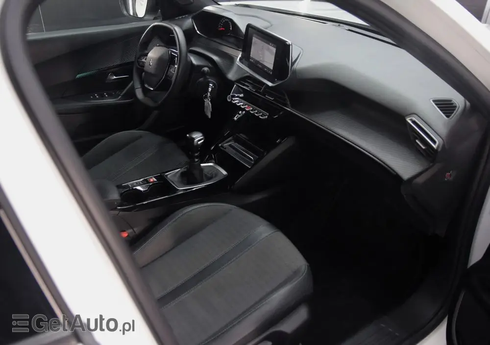 PEUGEOT 2008 PureTech 100 Active