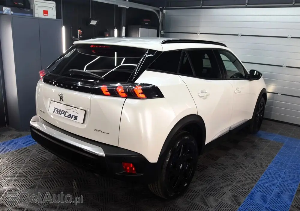 PEUGEOT 2008 PureTech 100 Active