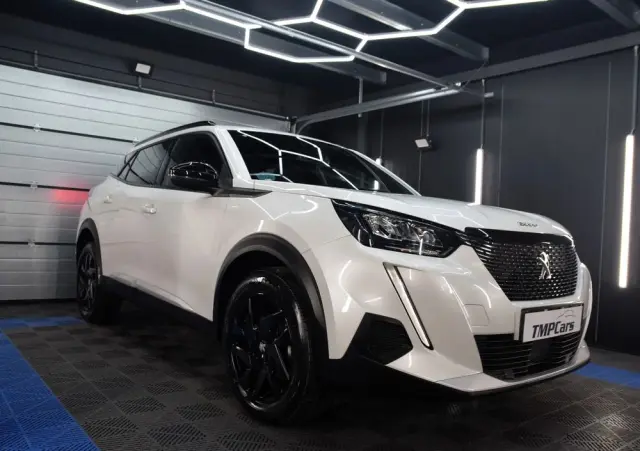 PEUGEOT 2008 PureTech 100 Active