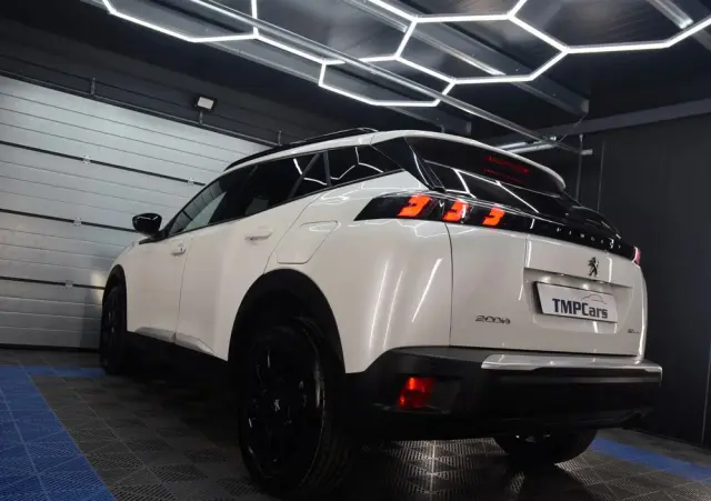 PEUGEOT 2008 PureTech 100 Active