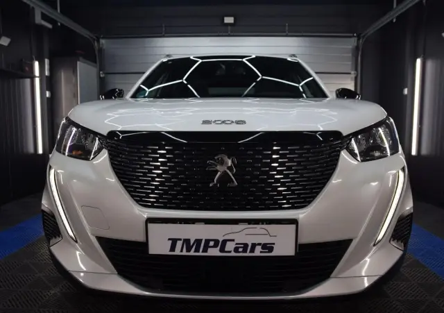 PEUGEOT 2008 PureTech 100 Active