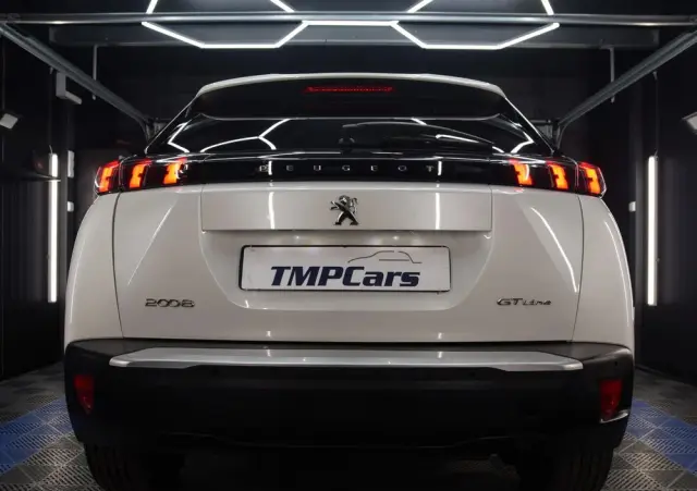 PEUGEOT 2008 PureTech 100 Active