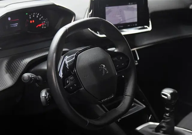 PEUGEOT 2008 PureTech 100 Active