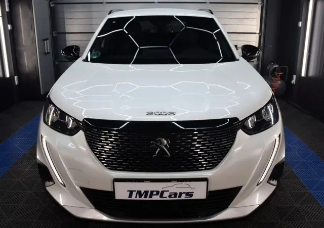 PEUGEOT 2008 PureTech 100 Active