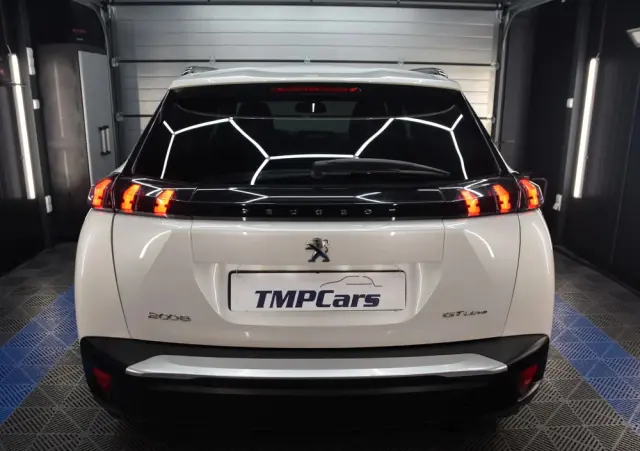 PEUGEOT 2008 PureTech 100 Active