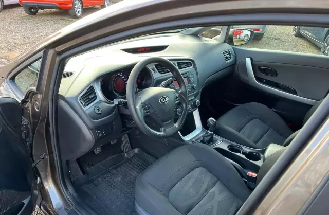 KIA Ceed 1.4 CVVT 16V (100 KM)