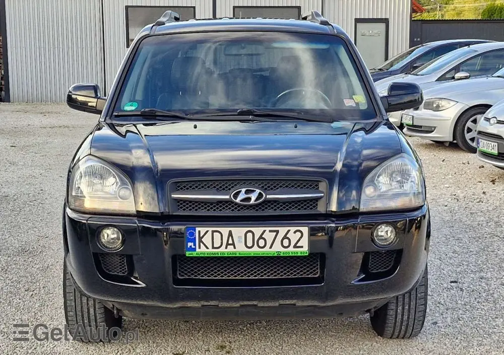 HYUNDAI Tucson 
