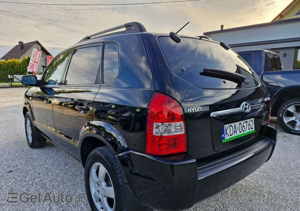 HYUNDAI Tucson 
