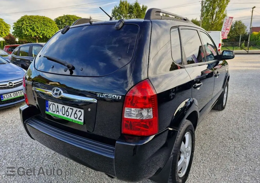 HYUNDAI Tucson 