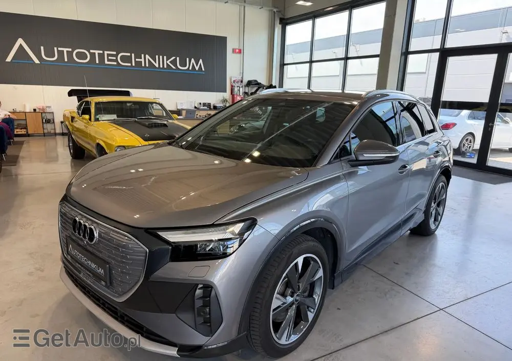 AUDI Q4 e-tron 50 77kWh Quattro S Line