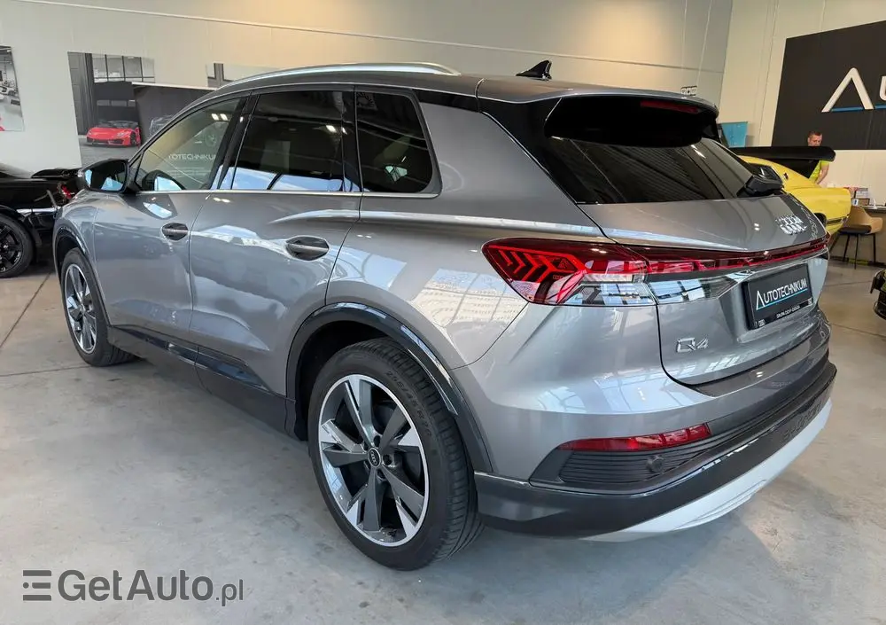 AUDI Q4 e-tron 50 77kWh Quattro S Line