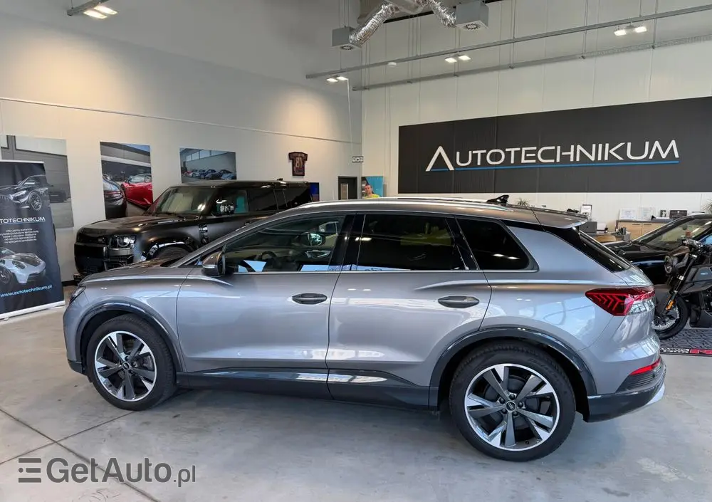 AUDI Q4 e-tron 50 77kWh Quattro S Line