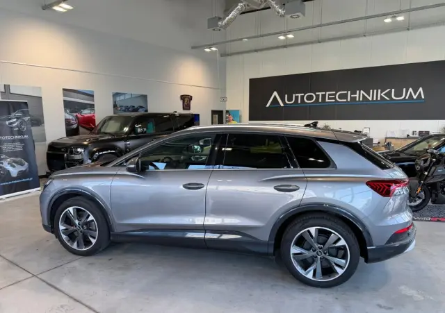 AUDI Q4 e-tron 50 77kWh Quattro S Line