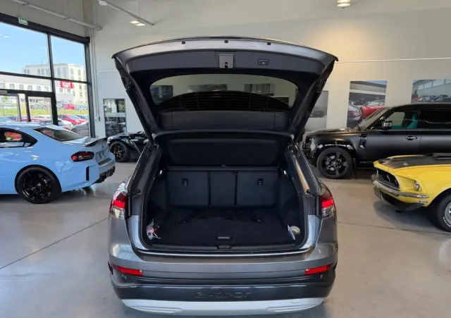 AUDI Q4 e-tron 50 77kWh Quattro S Line