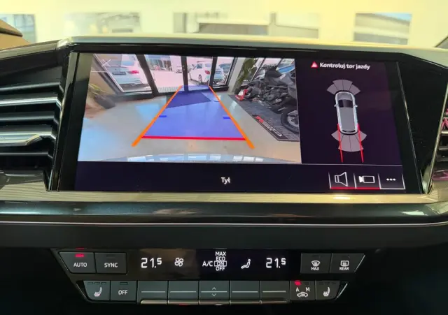 AUDI Q4 e-tron 50 77kWh Quattro S Line