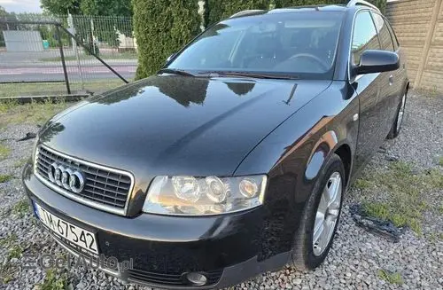 AUDI A4 