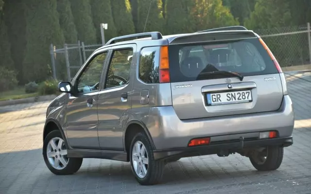 SUZUKI Ignis 