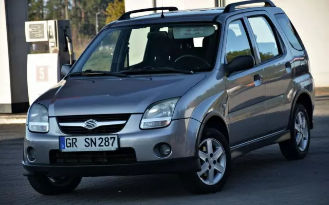 SUZUKI Ignis 