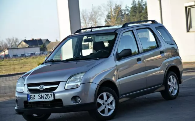 SUZUKI Ignis 