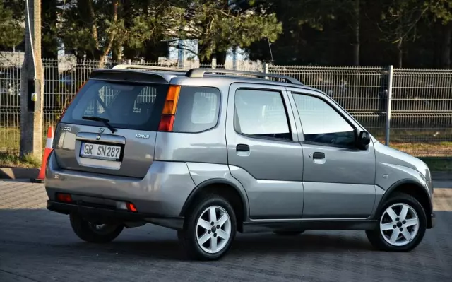 SUZUKI Ignis 