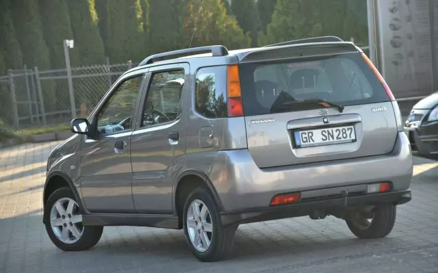 SUZUKI Ignis 