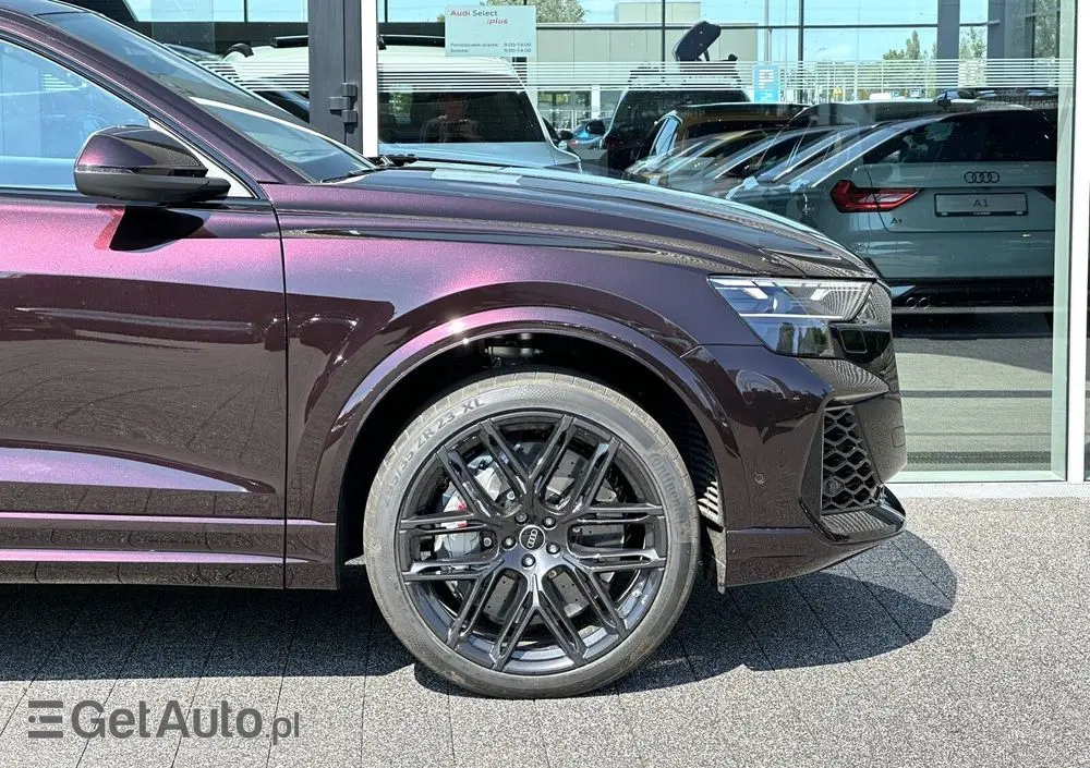AUDI RS Q8 
