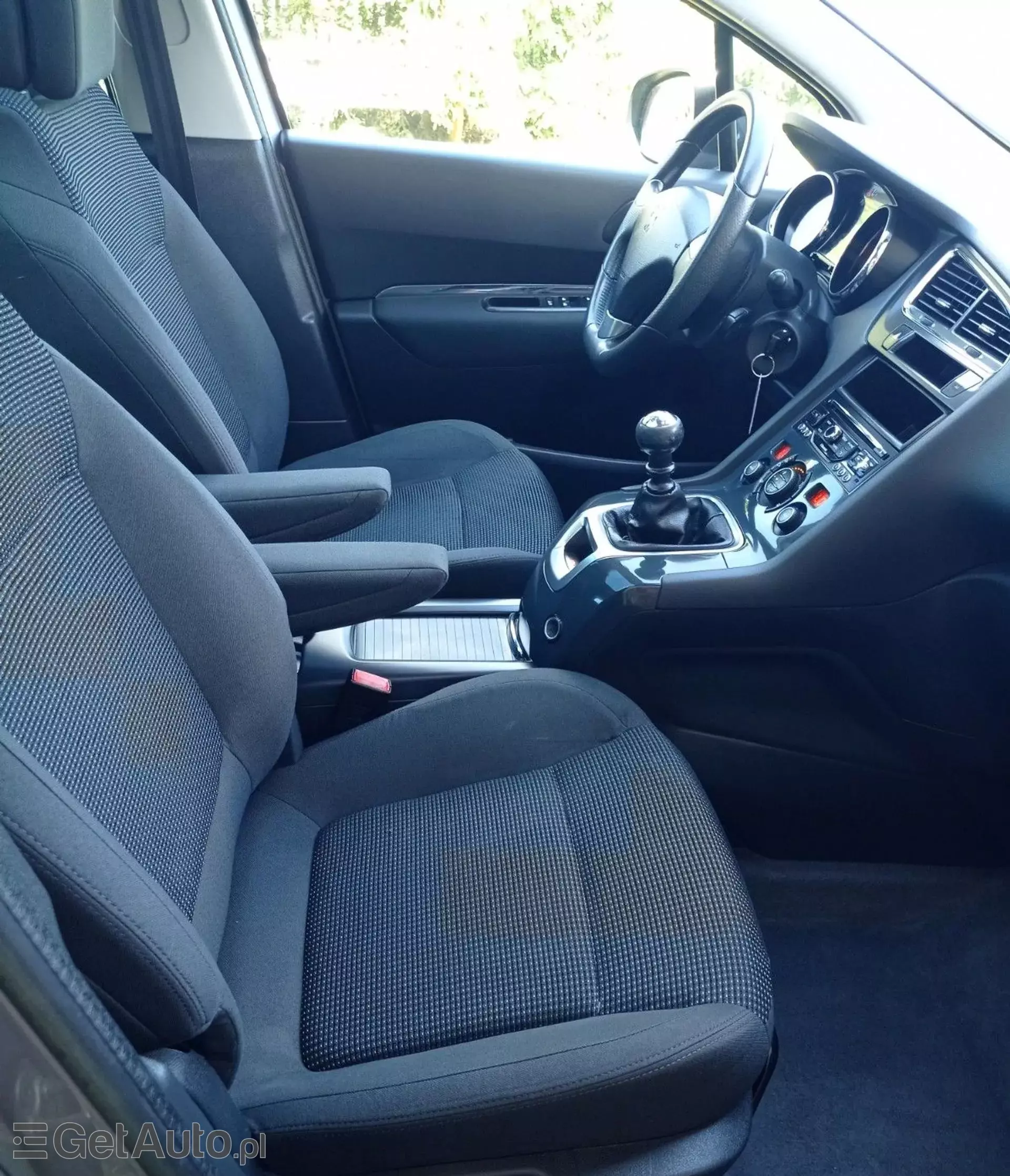 PEUGEOT 5008 1.6 HDi (115 KM) FAP