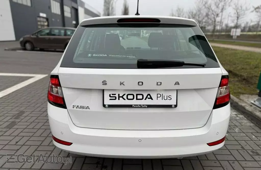 SKODA Fabia 