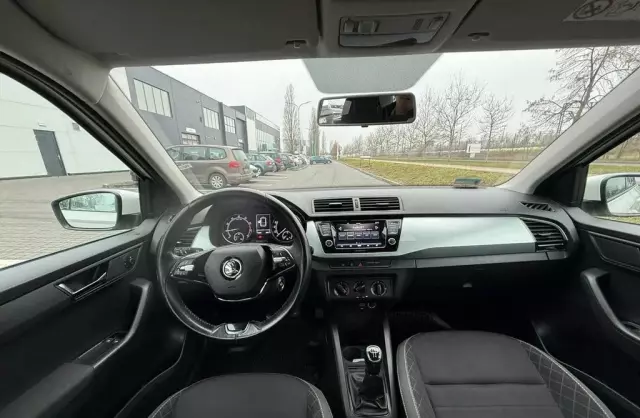 SKODA Fabia 